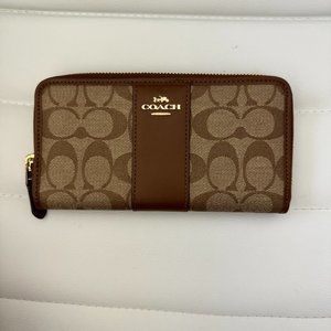 COACH ACCORDION ZIP WALLET IN SIGNATURE COATED CANVAS WITH LEATHER STRIPE F54630